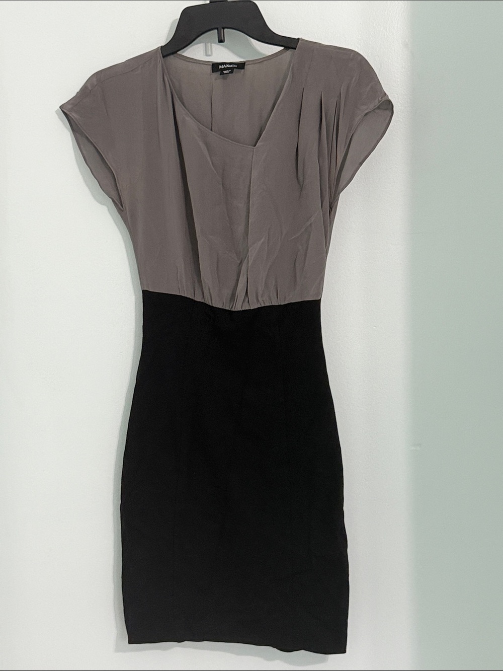 Max & Co. Taupe and Black Two-Tone Sheath Mini Dress